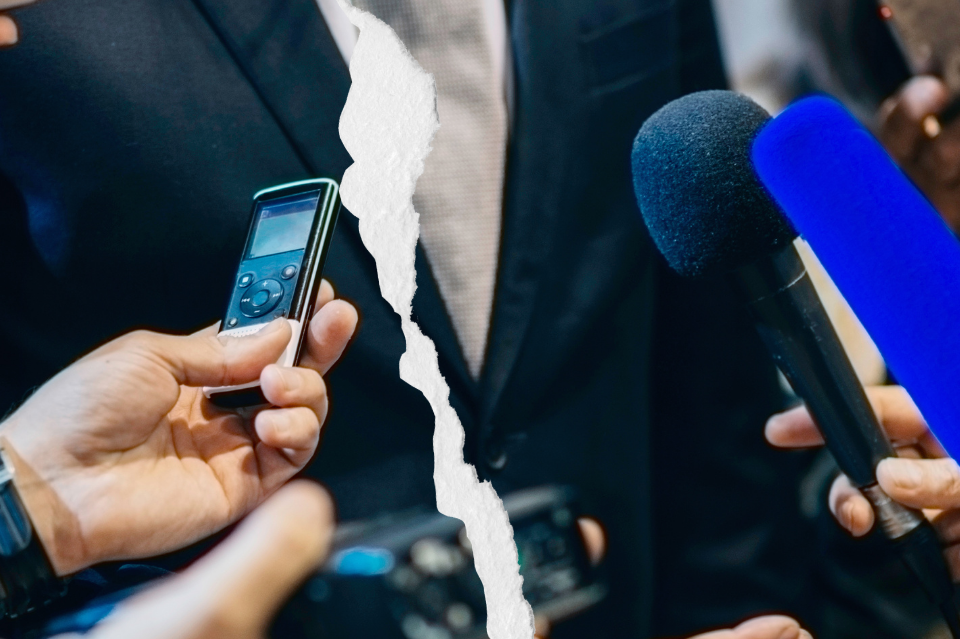 HARAM MENJATUHKAN PEMERINTAH YANG SAH