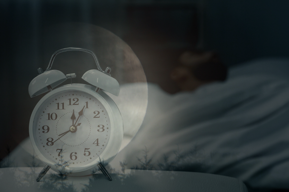 MALAM-MALAM DALAM KETAKUTAN DAN TIDUR DIBIMBANGI KEMATIAN