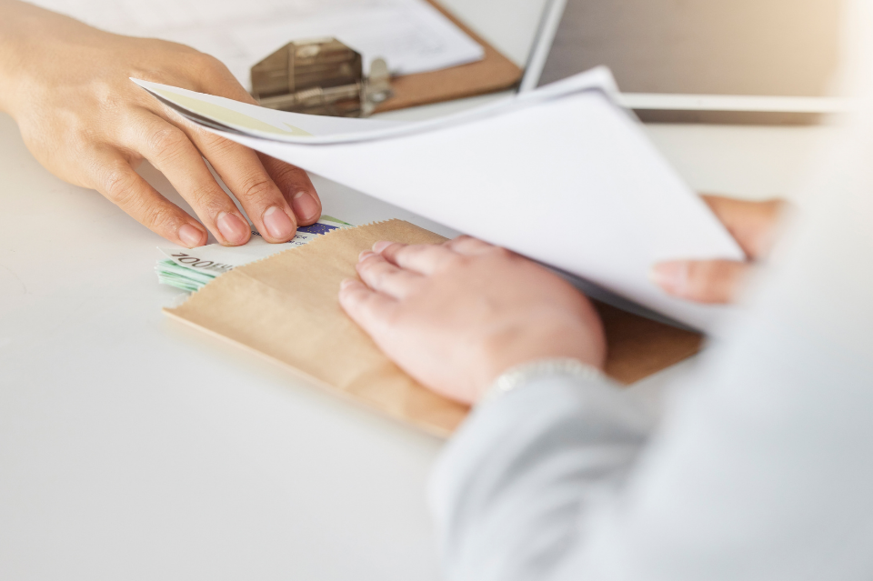 APABILA RASUAH MENJADI-JADI