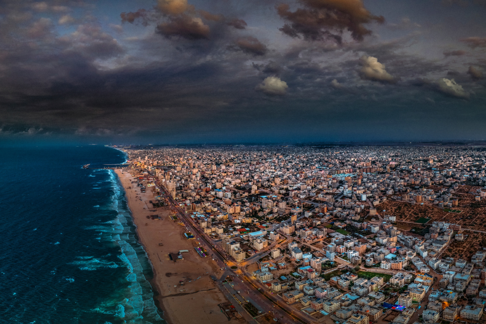 MENGAPA ALLAH TIDAK MENOLONG?