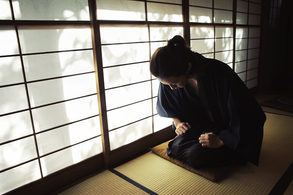 HORMATILAH ORANG LAIN SEBAGAIMANA KITA INGIN DIHORMATI