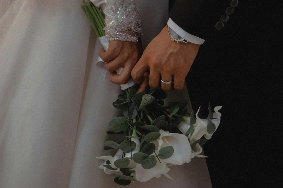 PERNIKAHAN DAN SEBUAH PENGAKUAN