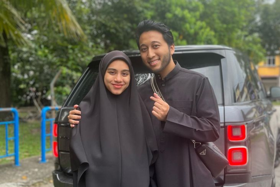 ALIF TEEGA & AISYAH HIJANAH