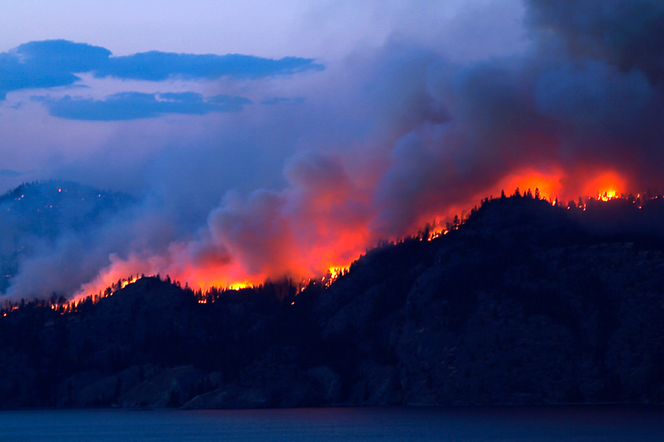 LOS ANGELAS: RUNTUHNYA TAMADUN BERASASKAN  HAWA NAFSU